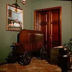 Real Scampis Hotel