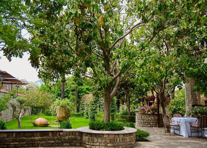 Ξενοδοχείο Real Scampis