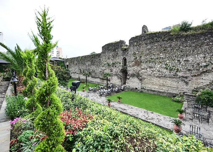 Real Scampis מלון